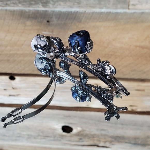 Dark Blue & Gray-Blue Silk Petite Roses Barrette - Pearl - Garnet… - Picture 7 of 10